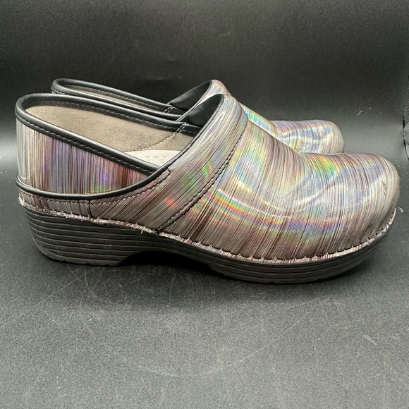 Dansko Womens LT Pro Prism Patent Leather Slip On Metallic Clogs Shoes 38 US 7.5 - Picture 5 of 8